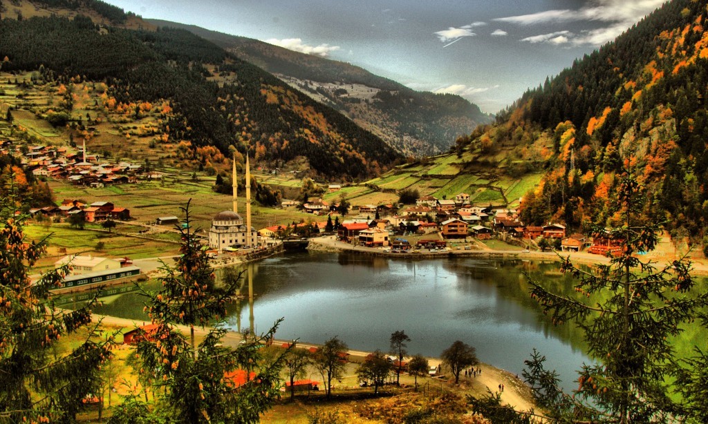 المستثمرون العرب يتجهون إلى مدينة طرابزون التركية لإقامة قرى سياحية